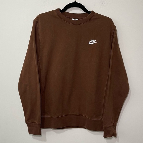 *sold* Nike Women’s Brown Fleece Crewneck Sweatshirt in S Logo Cozy loungewear - Picture 2 of 10